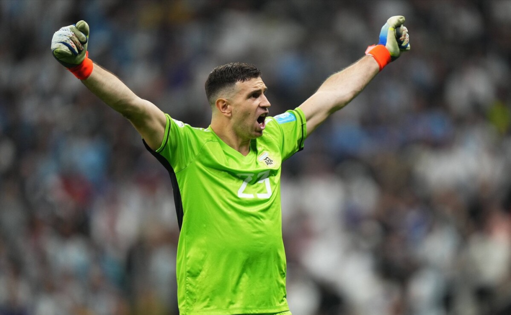 九游娱乐-冲刺阶段美洲杯传出新动向，托特纳姆单刀错失，高层表态——球迷炸锅，控场能力成焦点的简单介绍